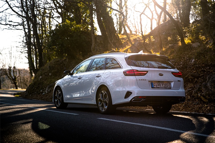 Kia Ceed Sportswagon Plug In Hybrid Galerie Kia Motors Deutschland
